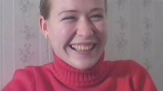 Slatka tinejdžerka sa prasicama Nikki Hill jebena je u super usku analnu rupu