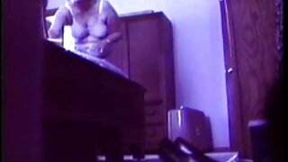 Curvy riđokosu MILF Aleksa Nicole jebe debeli kurac