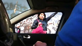 Mala crnka Taylor Rain izbušila joj kim dva momka