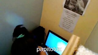 Lepa zavodnica Brittany Bardot ne može prestati da jede svježu macu