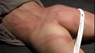 Upropaštenoj plavuši šik napaljeni BF baci njenu obrijanu mušku